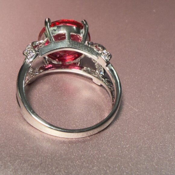 Sterling Silver Ring with Red Stone CZ Accents Size 7.25 - Picture 3 of 8